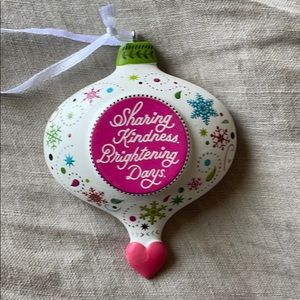 Sharing Kindness Hallmark Ornament